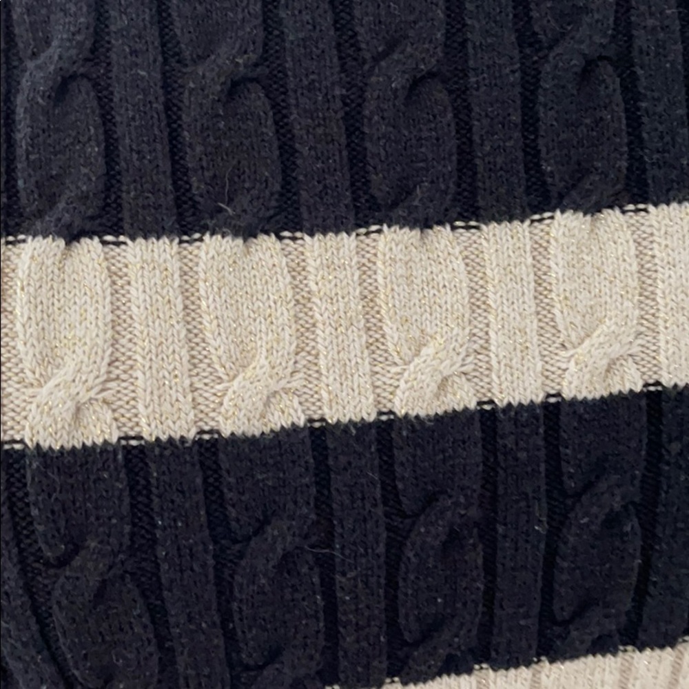 Sweater - Picture 3 of 4